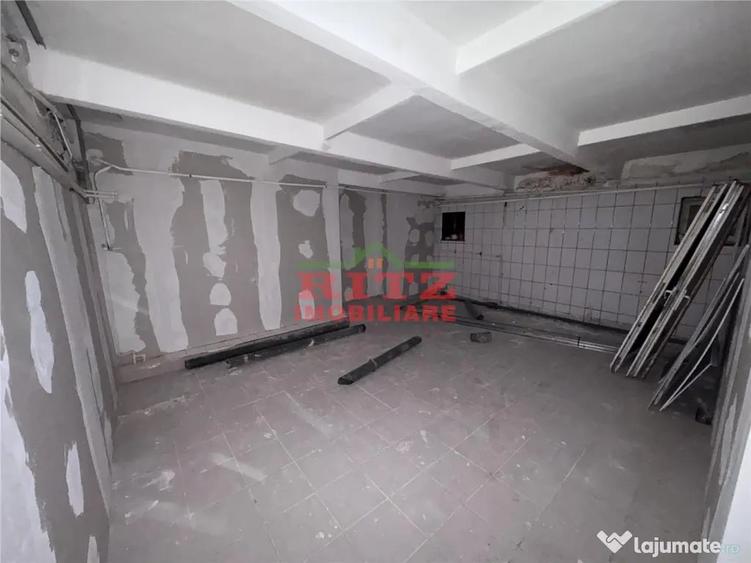 Spațiu comercial, de 161 mp, în Central