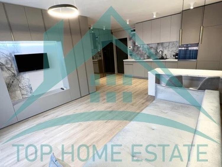 Apartament cu 2 camere decomandat, mobilat în Central