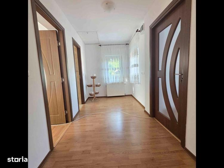 Casă cu 3 camere în Turcheș