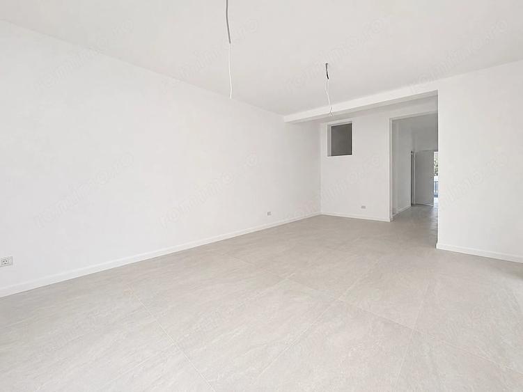 Casă cu Teren 315 Mp în Ghiroda