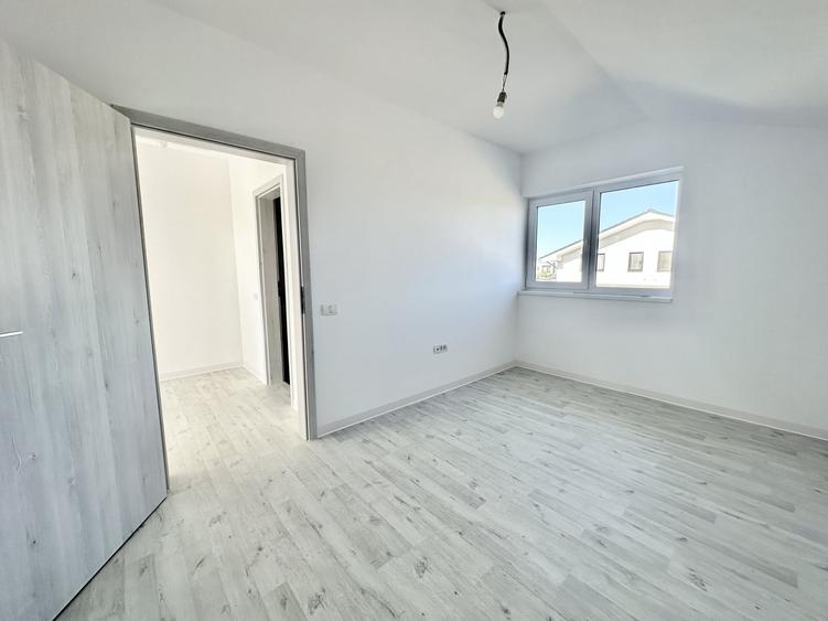 Duplex cu 3 camere cu Teren 210 Mp în Bucovăț (Remetea Mare)