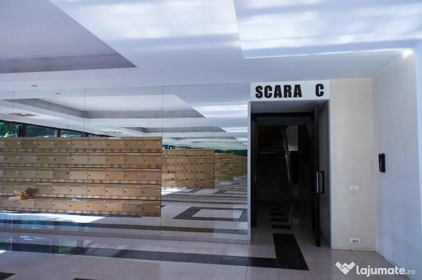 Apartament cu 2 camere semidecomandat, mobilat în Nord
