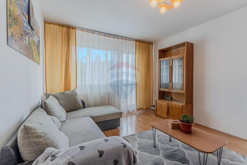 Apartament cu 2 camere decomandat în Astra