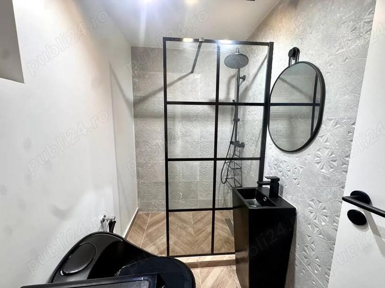 Apartament cu 3 camere decomandat, mobilat în Ultracentral