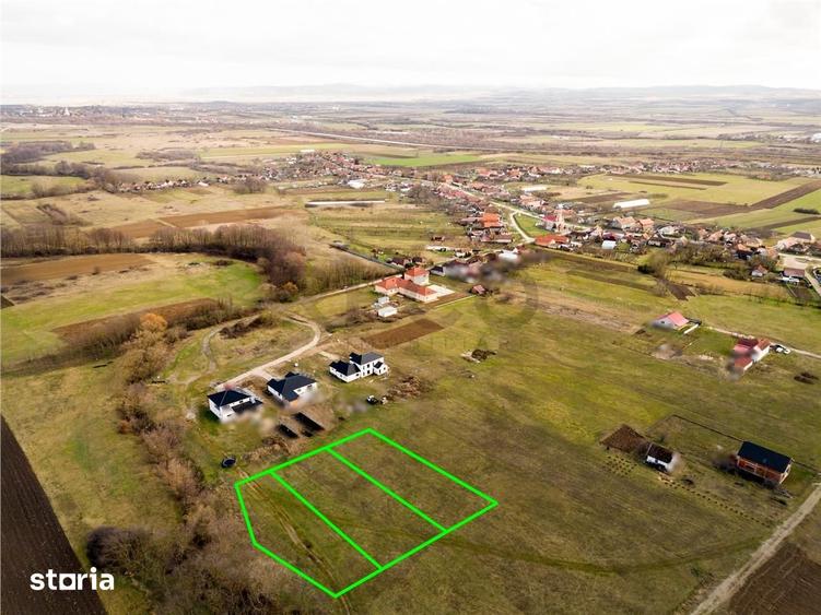 Teren de 950 mp, în Saca