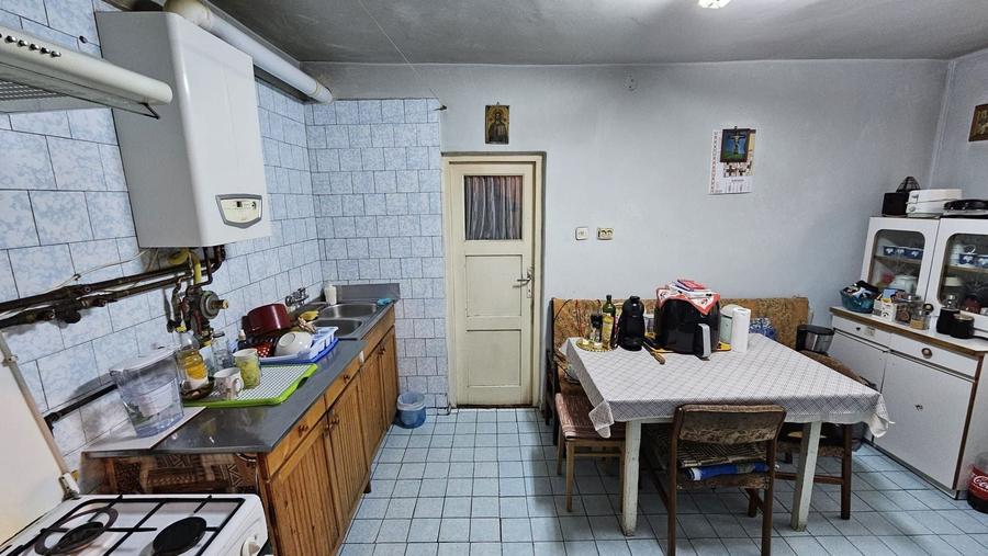 Casa solida D+P,  5 camere,  530 mp teren, cartier Andrei Muresanu - 4
