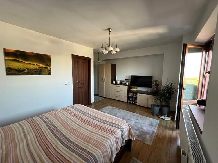 Apartament cu 3 camere decomandat în Pantelimon