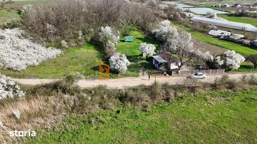Teren de 3740 mp, în Vadu Pașii
