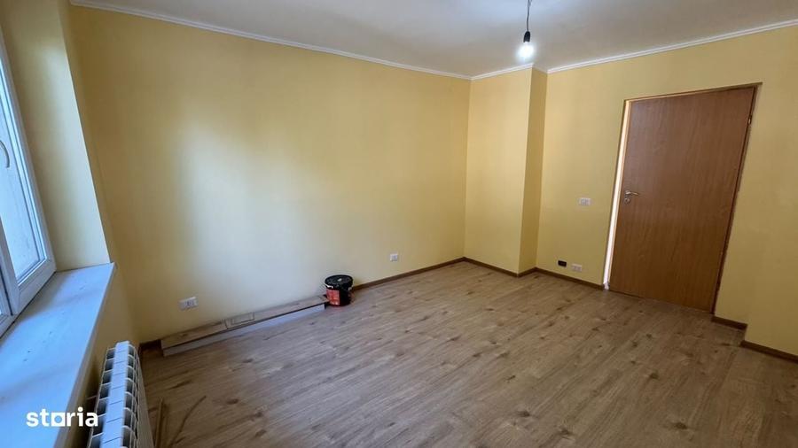 Ultracentral 2 camere cu 2 balcoane cu centrala etajul 2 - 3