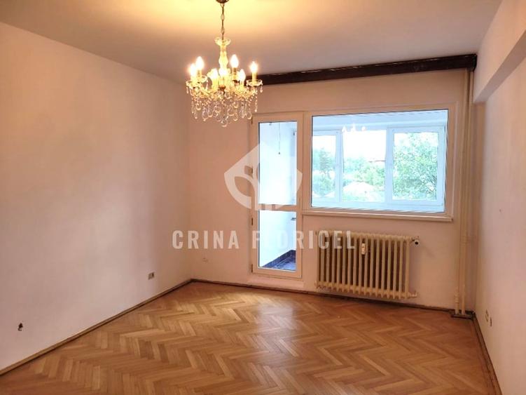 Apartament cu 3 camere decomandat în Dorobanți
