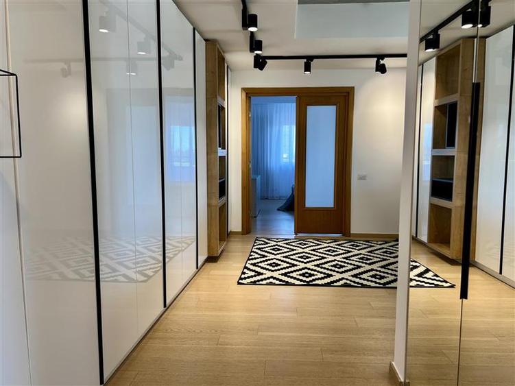 Apartament cu 3 camere decomandat, mobilat în Dorobanți