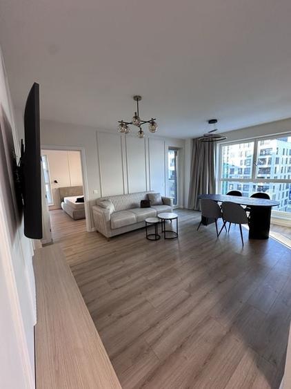 Apartament cu 2 camere semidecomandat, mobilat în Florești