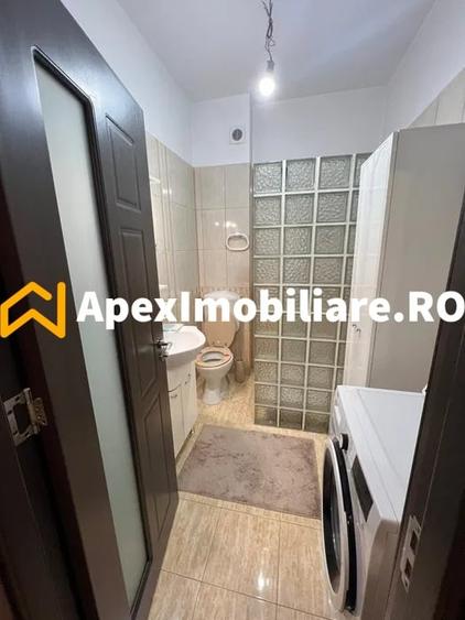 Garsonieră decomandată, mobilată în Crângași