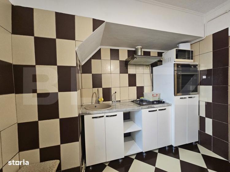 Apartament cu 3 camere decomandat, mobilat în Nicolina
