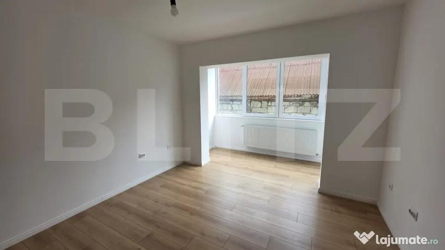 Apartament cu 3 camere semidecomandat în Unirea