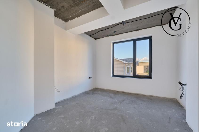 Casă cu 4 camere decomandat cu Teren 235 Mp în Palazu Mare