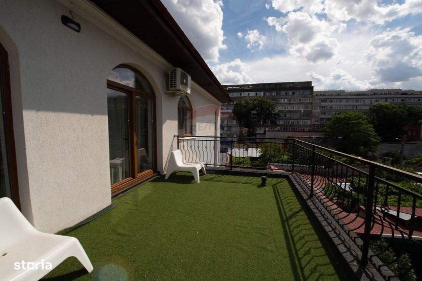 Casă cu 4 camere în Central
