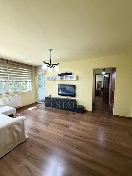 Apartament cu 2 camere semidecomandat, mobilat în Colentina