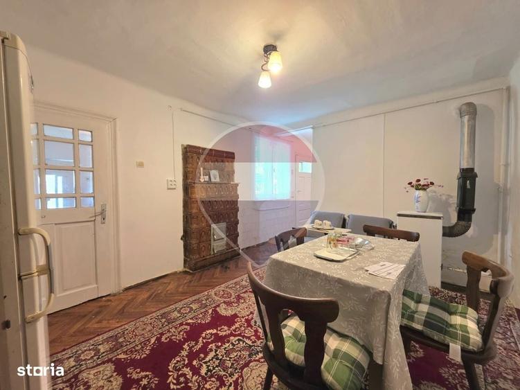 Casa traditionala cu istorie in satul Cornesti langa Tarnaveni Mures - 11