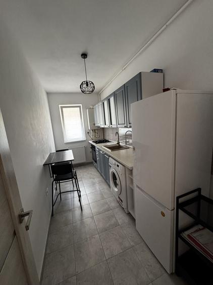Garsonieră decomandată în Central