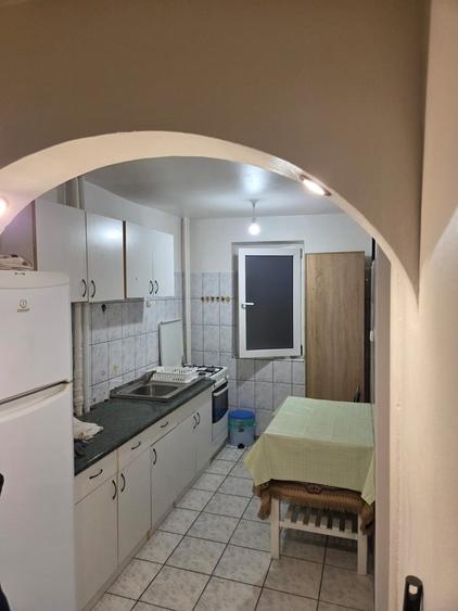 Apartament cu 2 camere semidecomandat în Pantelimon