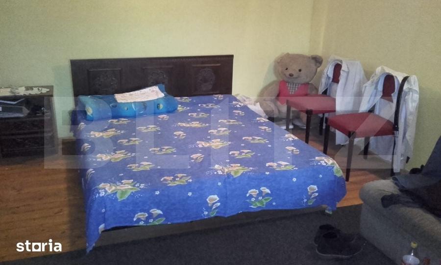 Casă cu 5 camere cu Teren 800 Mp în Central