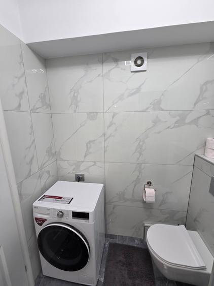 Apartament cu 2 camere semidecomandat în 13 Septembrie