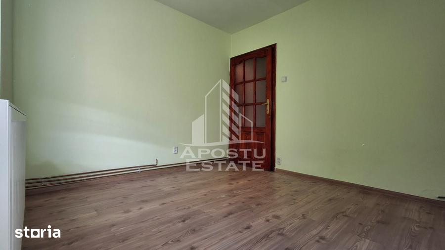 Apartament cu 3 camere în Micălaca