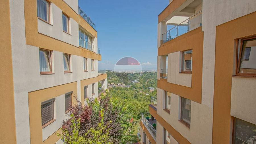 Apartament cu 2 camere decomandat, mobilat în Drumul Poienii