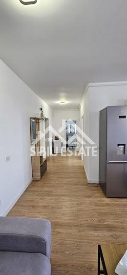 Apartament cu 3 camere decomandat, mobilat în Vest