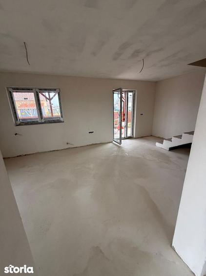Vand casa noua P+M 150 mp semifinisata Reghin - 17