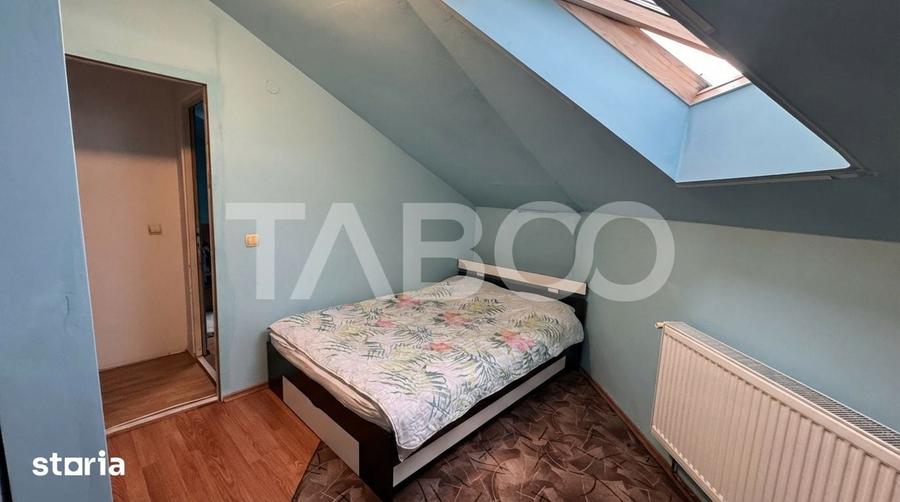 Apartament cu 3 camere decomandat în Valea Aurie
