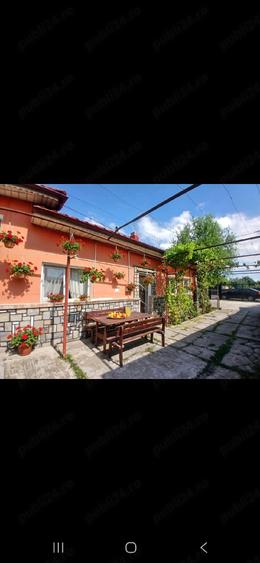 Casă cu 3 camere cu Teren 2700 Mp în Coada Izvorului