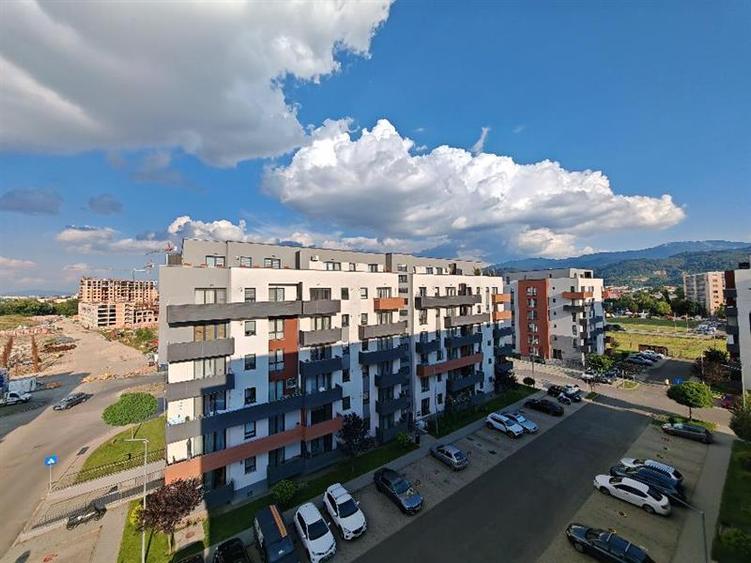 Apartament cu 2 camere decomandat, mobilat în Avantgarden