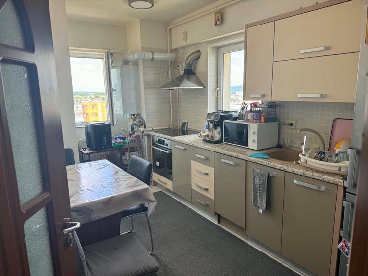 Apartament cu 2 camere decomandat în Găvana