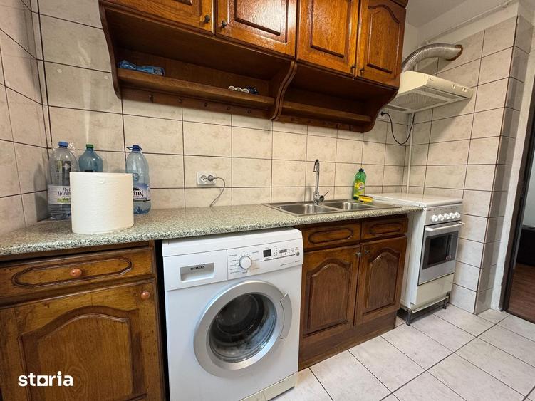 Apartament cu 2 camere în Podu Roș
