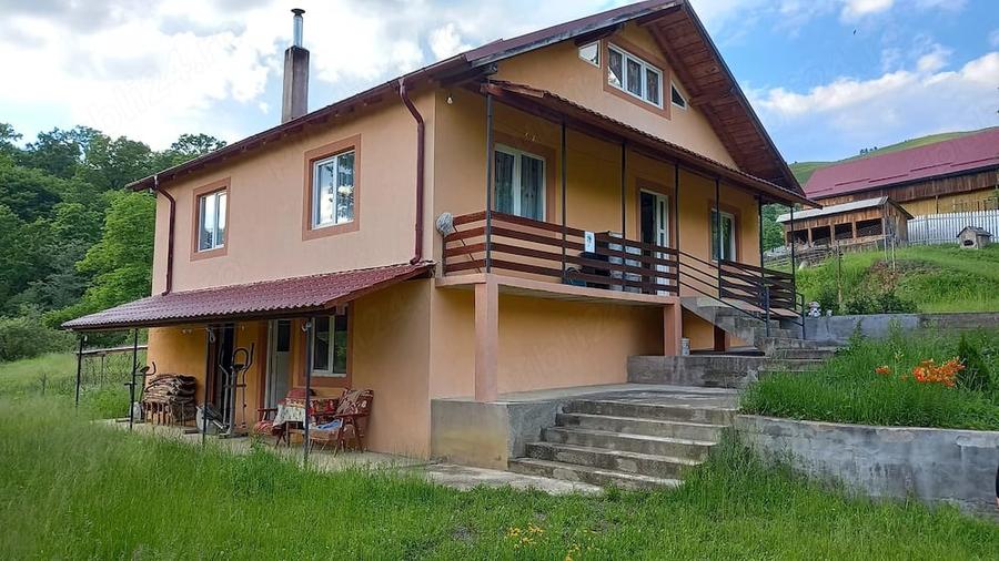 Casă cu 1 camere cu Teren 687 Mp în Vest