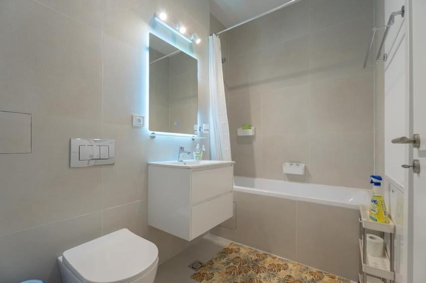 Apartament cu 2 camere decomandat, mobilat în Tudor Vladimirescu