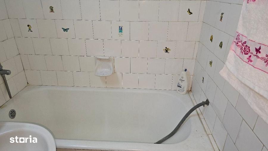 Apartament cu 3 camere decomandat în Bălcescu