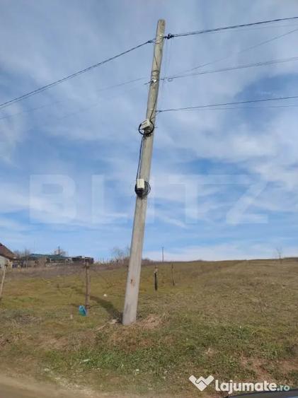 Teren de 1469 mp, în Malu Mare