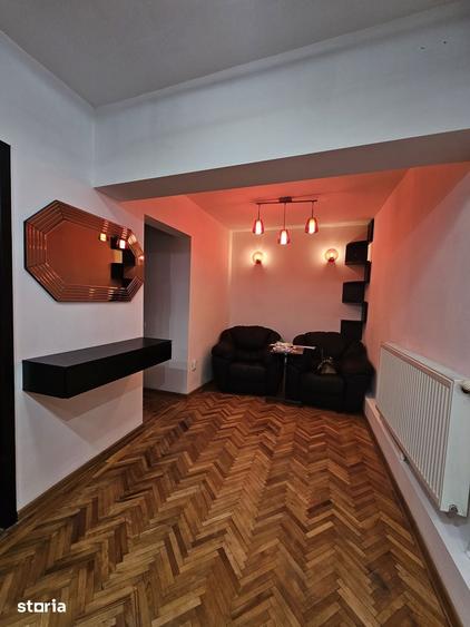 Apartament cu 2 camere decomandat în Școlilor