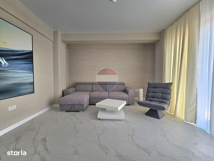 Apartament cu 2 camere decomandat în Palazu Mare