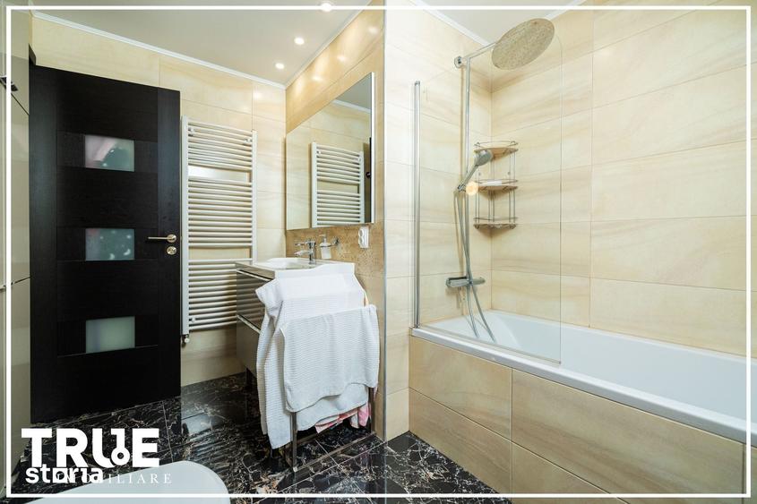 Casă cu 4 camere cu Teren 2500 Mp în Deda