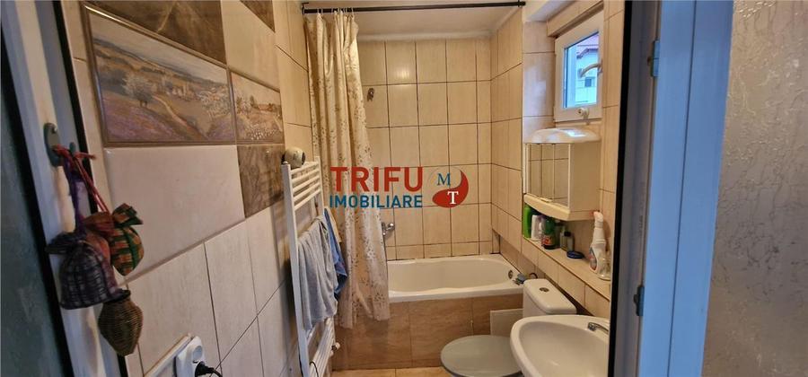 Casă individuală cu 3 camere cu Canalizare în Cetate
