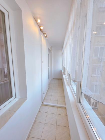 Apartament cu 2 camere semidecomandat, mobilat în Universitate