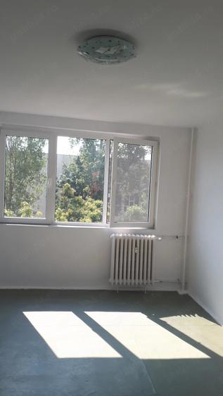 Apartament cu 2 camere decomandat în Rahova