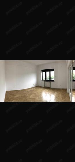 Apartament cu 5 camere semidecomandat în Amzei