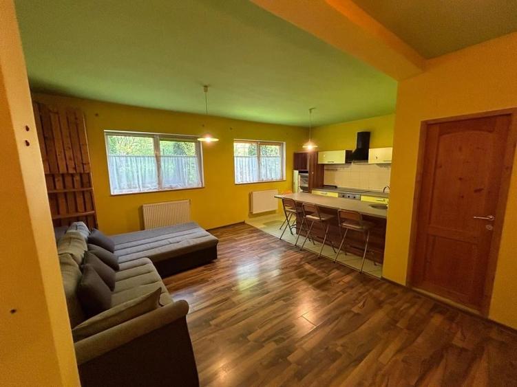 Apartament 3 camere cu curte de 65 mp și 2 parcări | Florești - 1