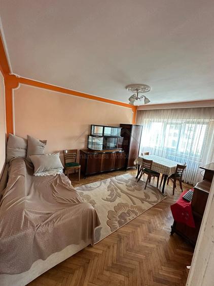 Apartament cu 2 camere decomandat în Filiași