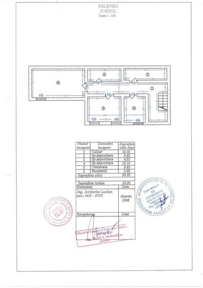 Casă individuală cu 13 camere cu Canalizare în Banu Manta
